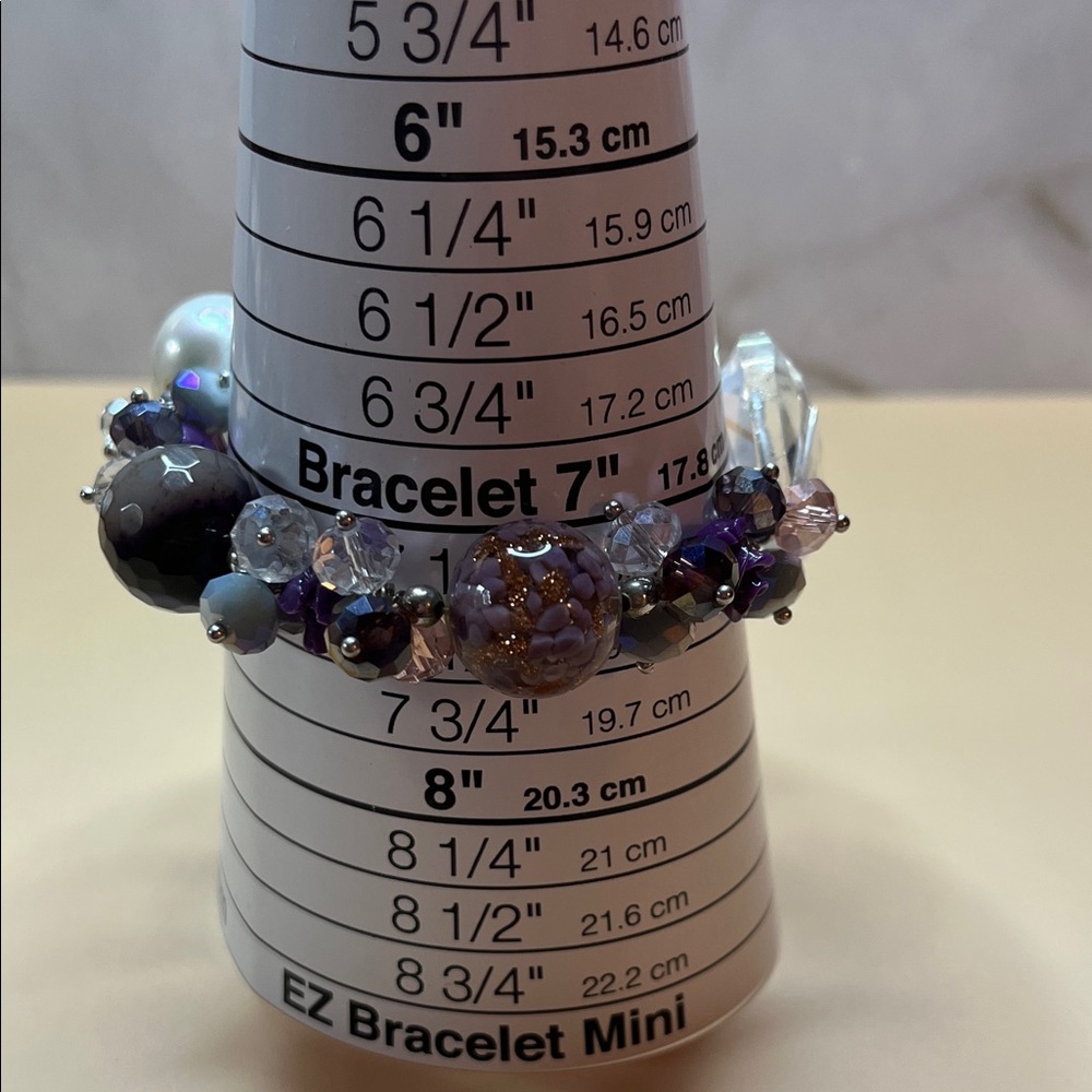 Glass Beaded Bracelet in Purple and Blue - Picture 7 of 7